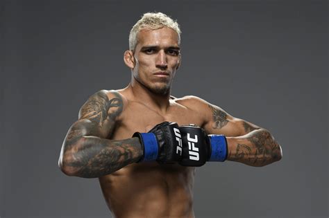 charles oliveira